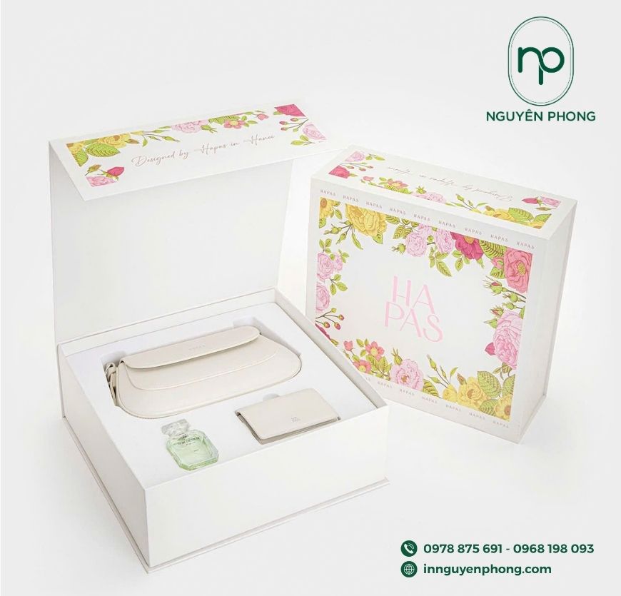 mau-hop-nam-cham-dung-tui-xach-dep